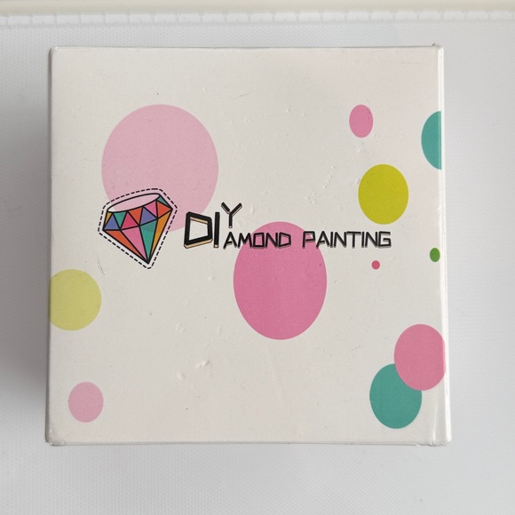 NIB! Set of 7 Diamond Art DIY Round Coasters featuring Taylor Swift - Picture 3 of 4